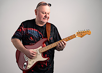 Gitaroktatas haladó szinten – zeneiség és önkifejezés a gitárjátékban